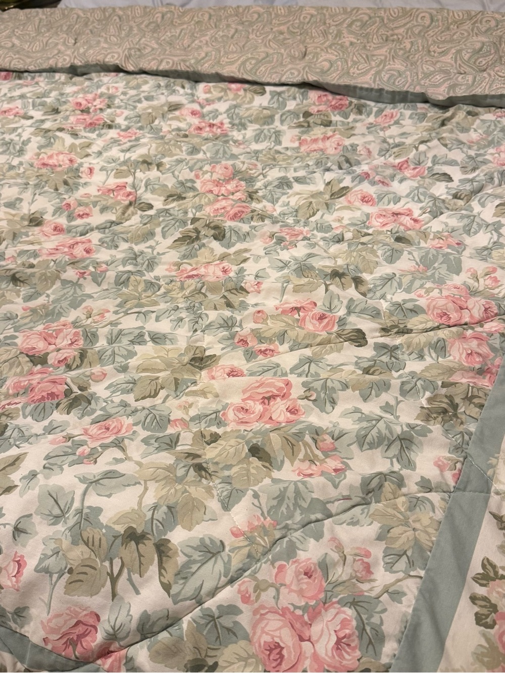 Vintage Laura Ashley Cottage Rose F/Q Comforter Framed Reversible Floral 1990's